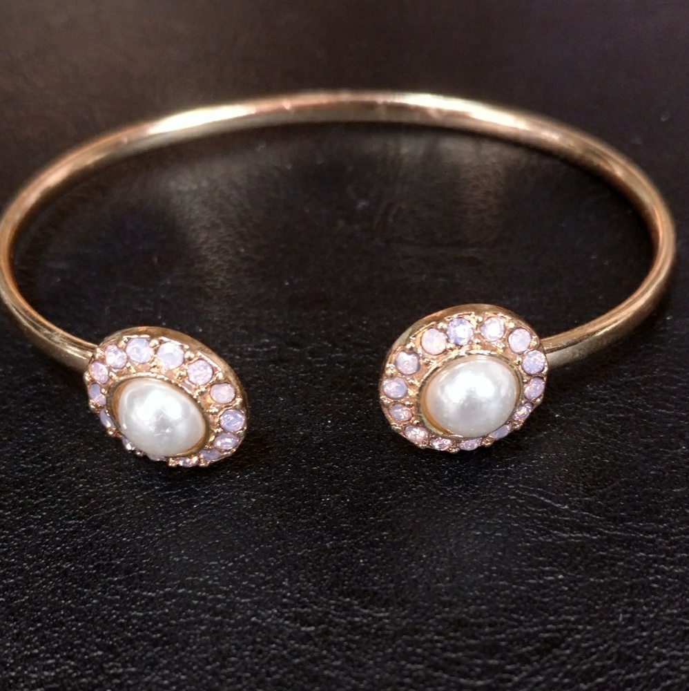 Vintage bracelet with faux pearl and rhinestones - Picture 4 of 7